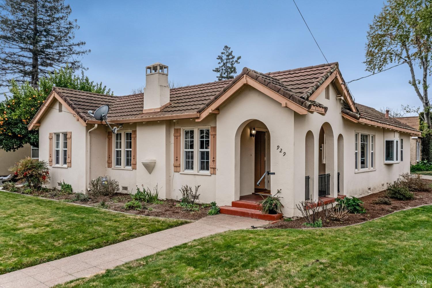 929 Beaver Street Santa Rosa, CA 95404 - Photo 1 of 1 Gallery Image 1