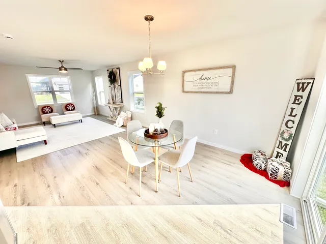 $469,900 | 1508 Dahlia, Stoughton, WI 53589