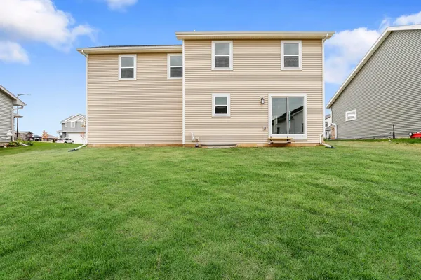 $469,900 | 1508 Dahlia, Stoughton, WI 53589