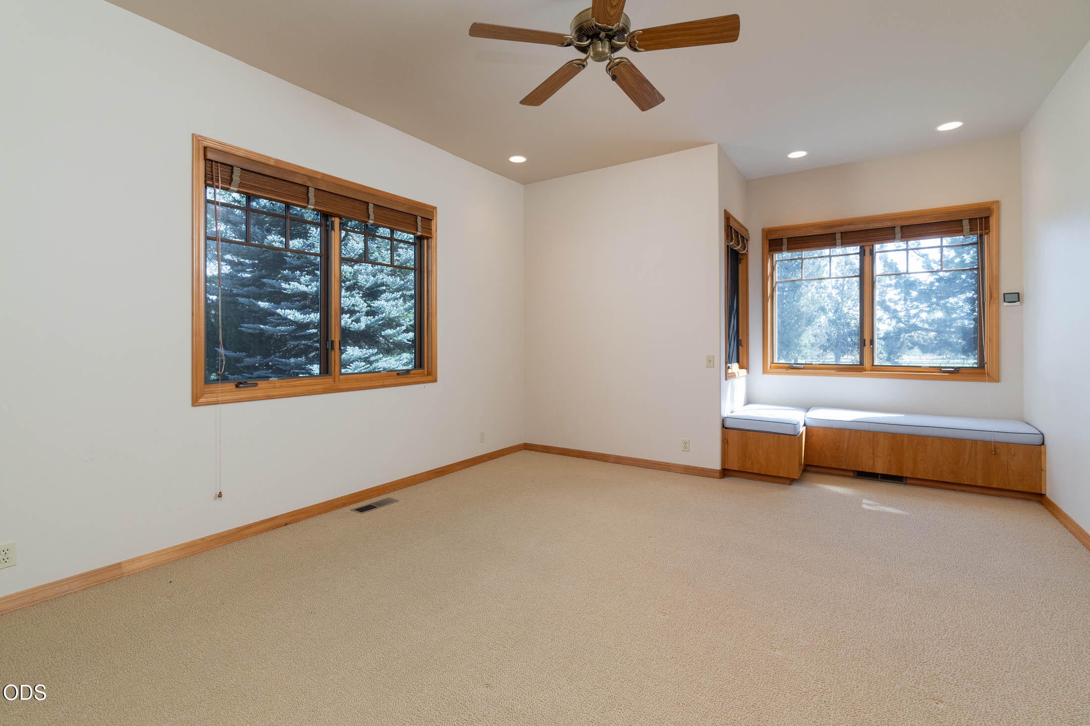 18975 Pinehurst Road Bend, OR 97703 - Photo 38 of 80 Gallery Image 38