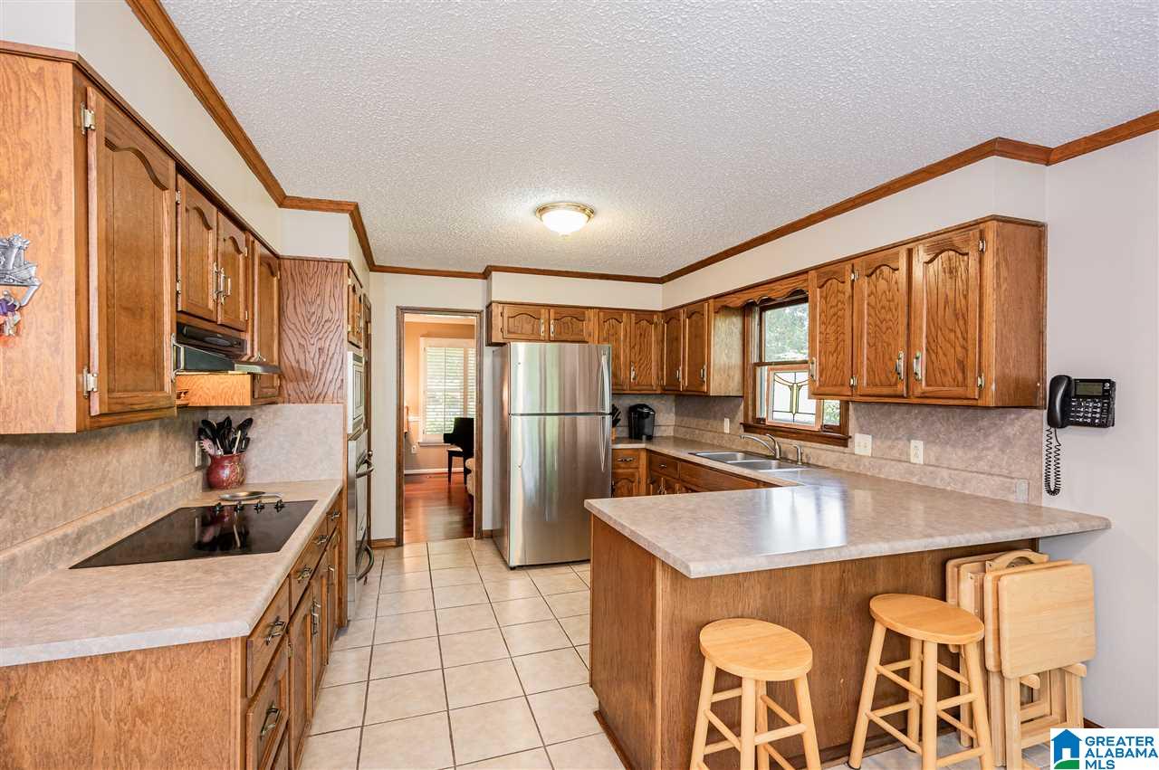 2125 Partridge Berry Road Birmingham, AL 35244 - Photo 8 of 39