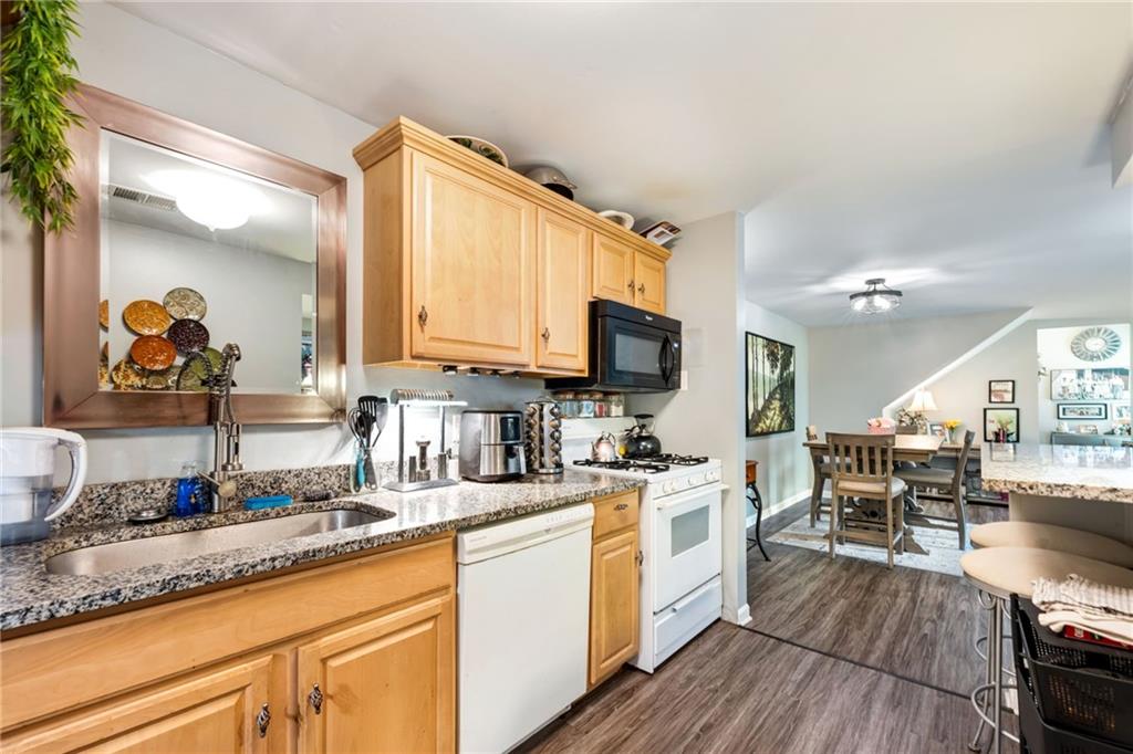 1308 Kenzie Road Pittsburgh, PA 15205 - Photo 12 of 38 Gallery Image 12