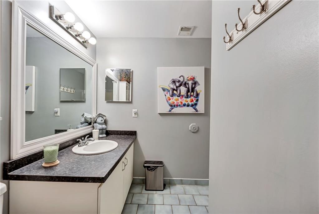 1308 Kenzie Road Pittsburgh, PA 15205 - Photo 17 of 38 Full bath