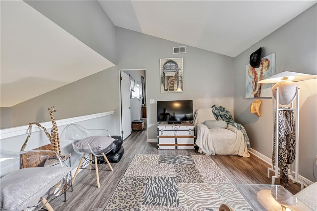 1308 Kenzie Road Pittsburgh, PA 15205 - Photo 20 of 38 Gallery Image 20