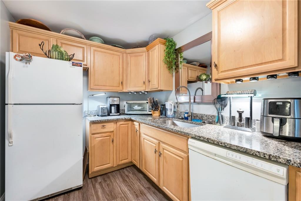 1308 Kenzie Road Pittsburgh, PA 15205 - Photo 10 of 38 Gallery Image 10