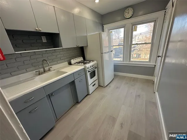 $2,000 | 23 South 1st Street, Unit 2, Bergenfield, NJ 07621