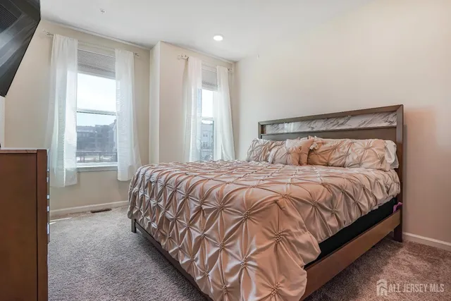 $560,000 | 216 Lyla Lane, New Brunswick, NJ 08901