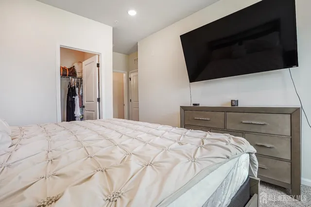 $560,000 | 216 Lyla Lane, New Brunswick, NJ 08901