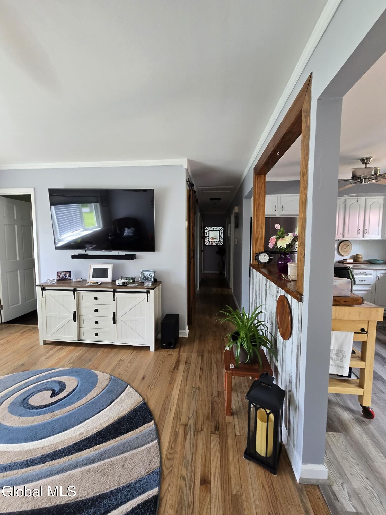 1305 Maple Hill Road Schodack, NY 12033 - Photo 3 of 50 livingroom2