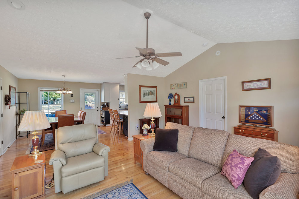 474 Chetola Road Seneca, SC 29672 - Photo 16 of 42 Gallery Image 16