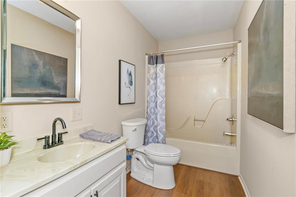 5607 Donahue Ferry Road Pineville, LA 71360 - Photo 12 of 20