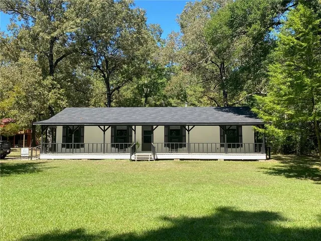 $225,000 | 5607 Donahue Ferry Road, Pineville, LA 71360