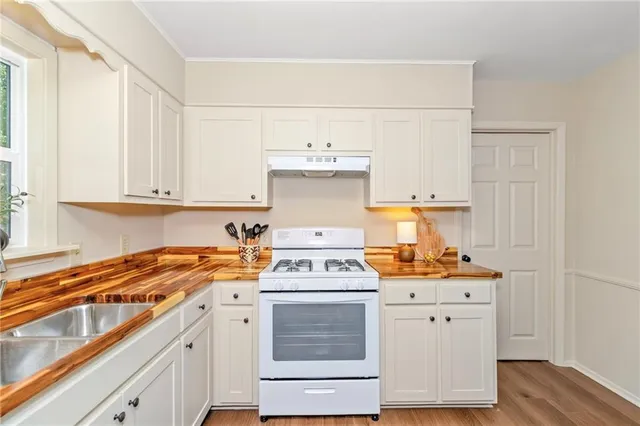 $225,000 | 5607 Donahue Ferry Road, Pineville, LA 71360