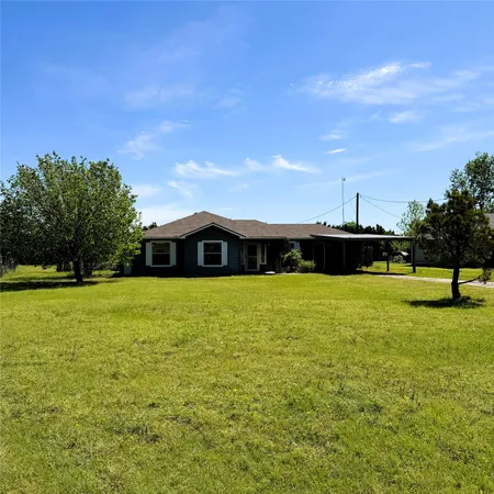 152 Round Up Drive, Liberty Hill, TX 78642