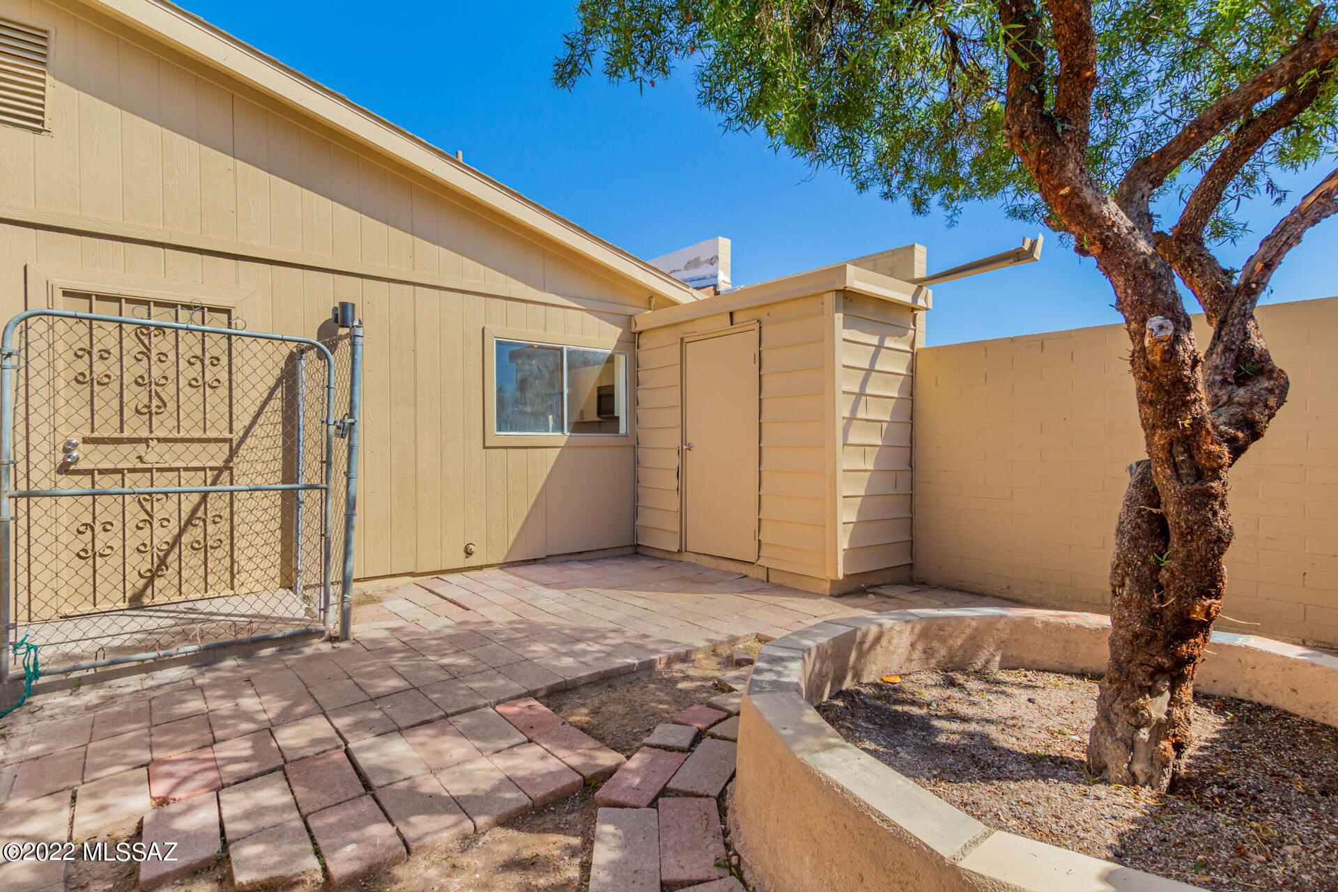 3510 South Mission Road, Unit A Tucson, AZ 85713 - Photo 4 of 25