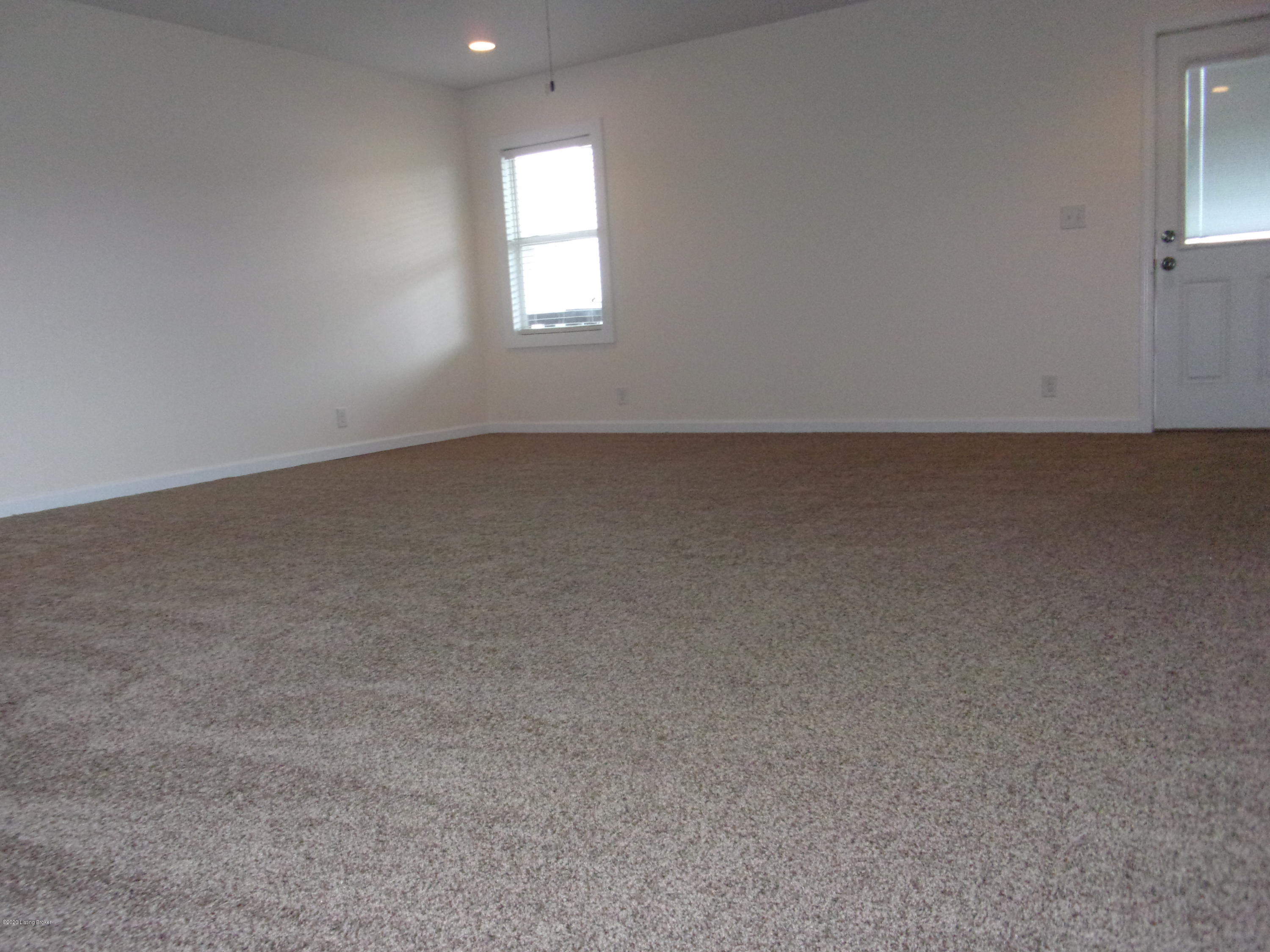 5764 Lawrenceburg Road Chaplin, KY 40012 - Photo 25 of 34 101_1127