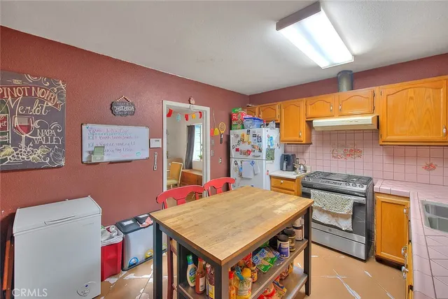 $500,000 | 17084 Miller Avenue, Fontana, CA 92336