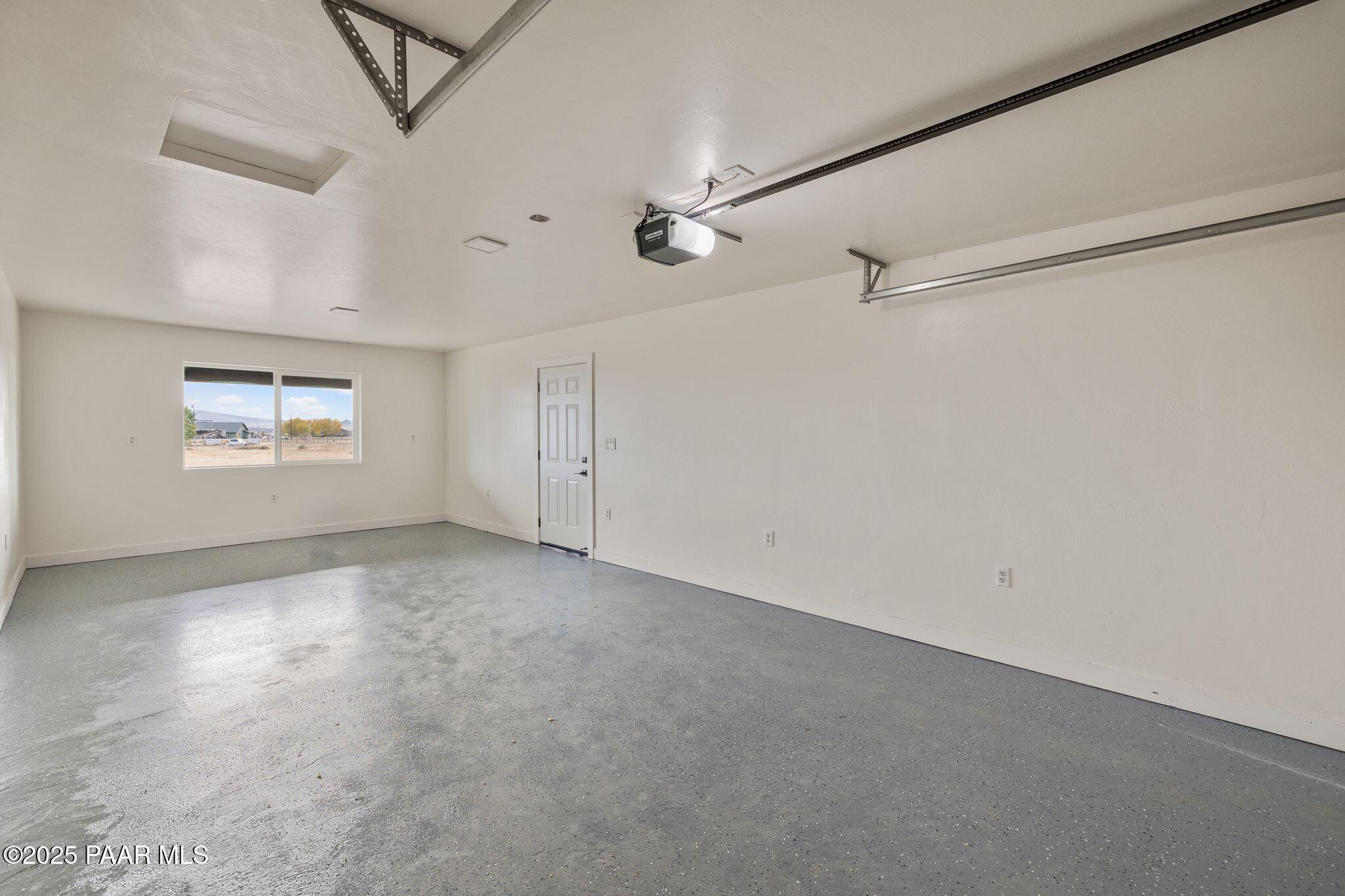 9860 East Turtle Rock Road Prescott Valley, AZ 86315 - Photo 28 of 40 069-Garage