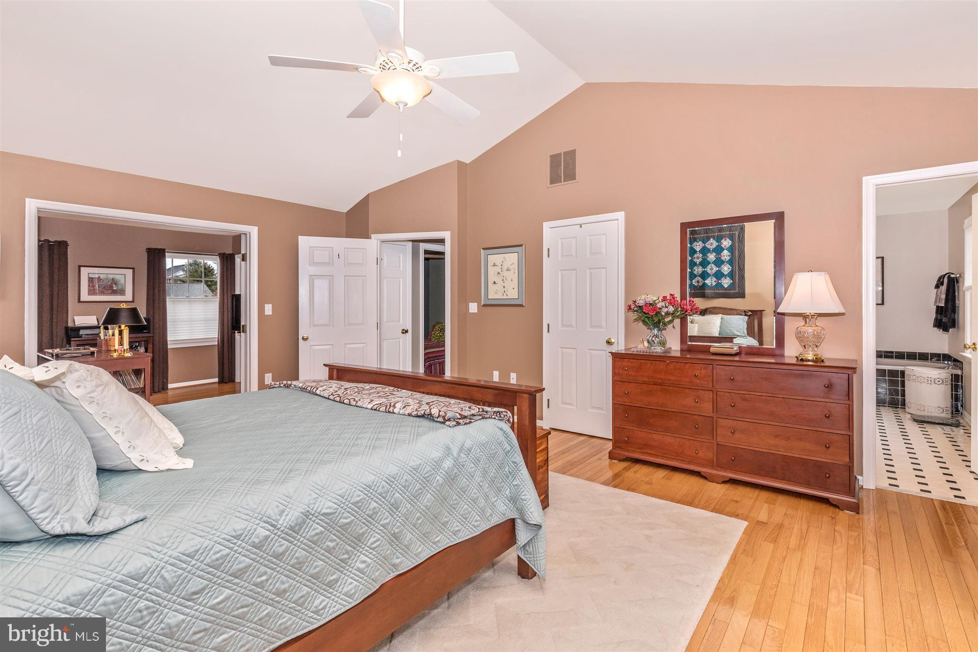 8105 Stone Ridge Drive Frederick, MD 21702 - Photo 20 of 30 Bedroom (Master)