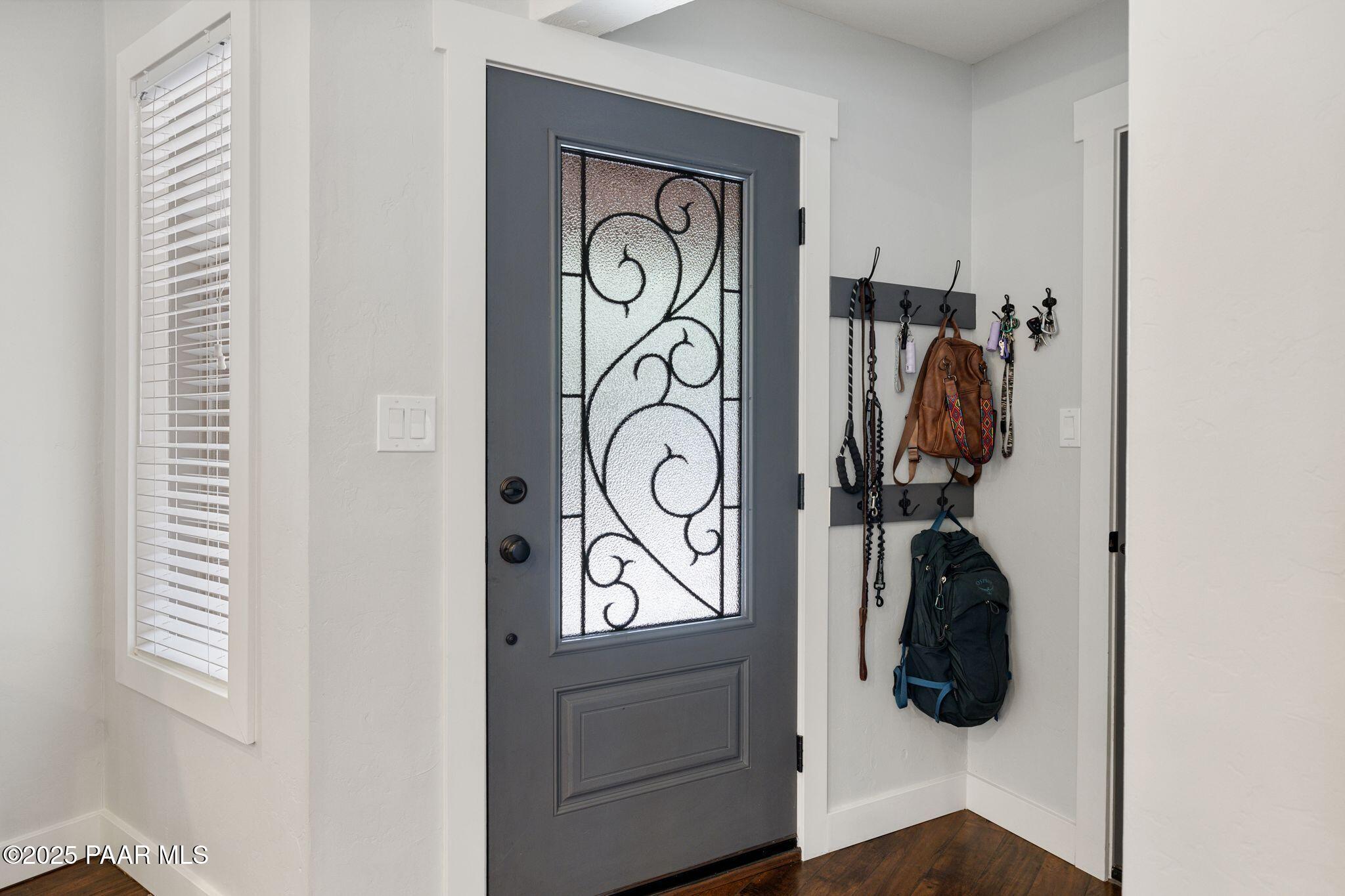 1210 Tanglewood Road Prescott, AZ 86303 - Photo 3 of 44 Foyer