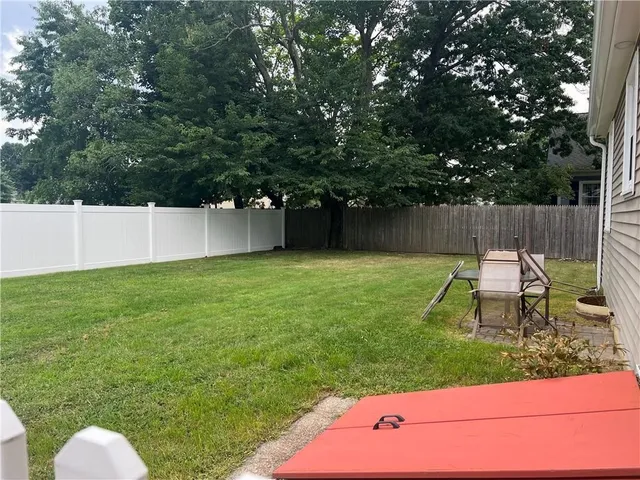 $2,000 | 108 Airport Road, Warwick, RI 02889