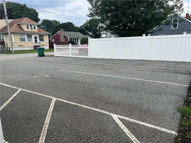$2,000 | 108 Airport Road, Warwick, RI 02889