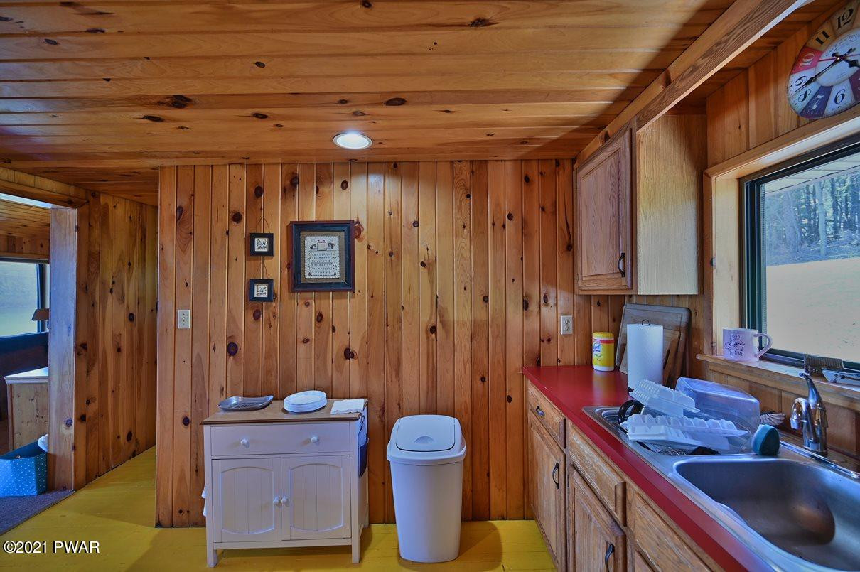92 West Shore Road Waymart, PA 18472 - Photo 28 of 63