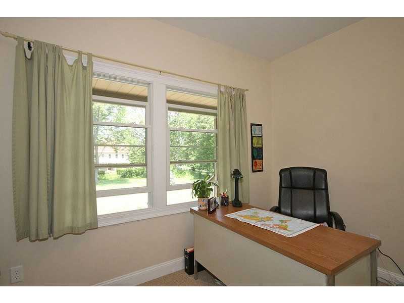 792 Curtis Corner Road South Kingstown, RI 02879 - Photo 14 of 23 Studio/Study/Office.