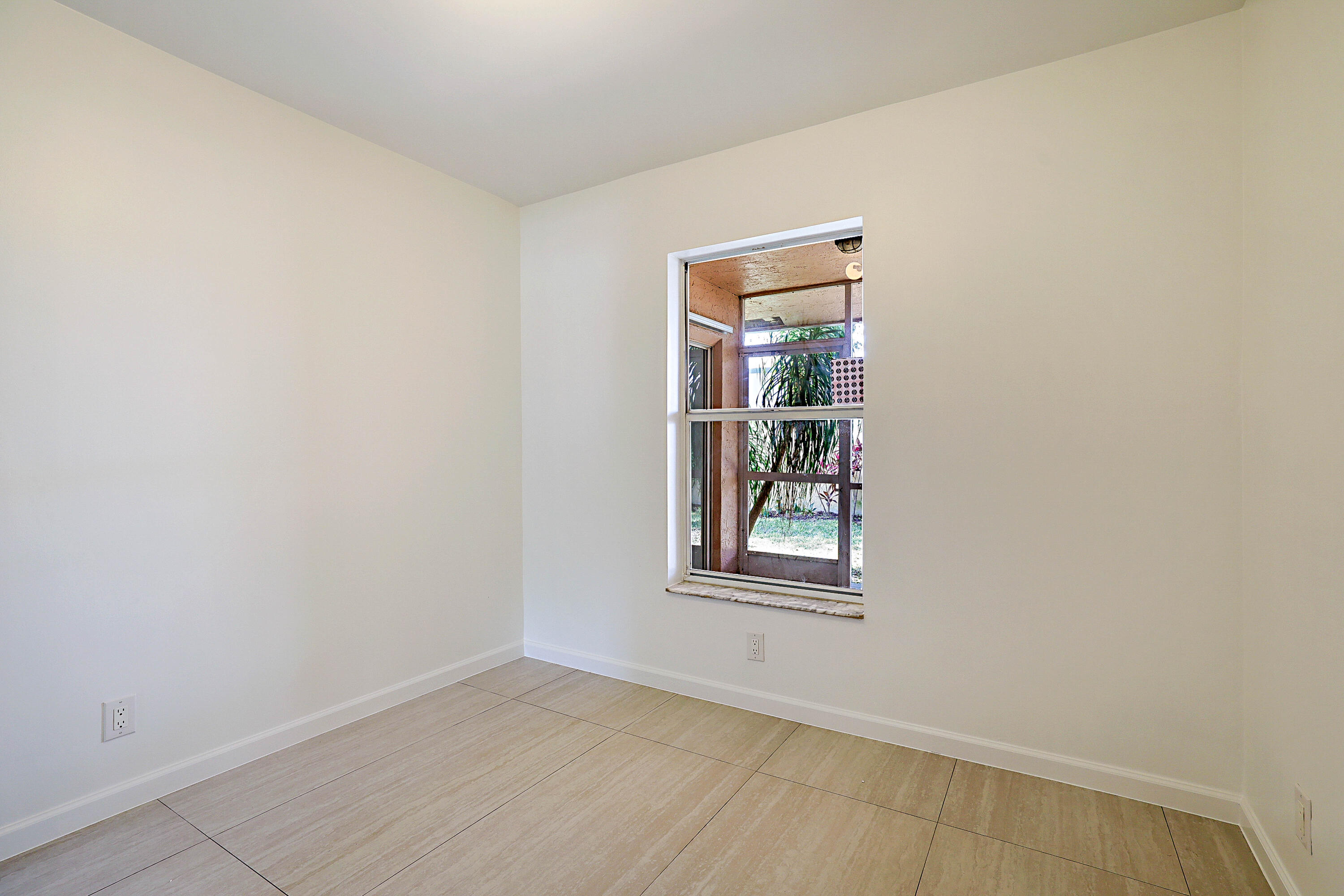 320 Northeast 42nd Street Boca Raton, FL 33431 - Photo 25 of 38 300 NE 42nd St -25