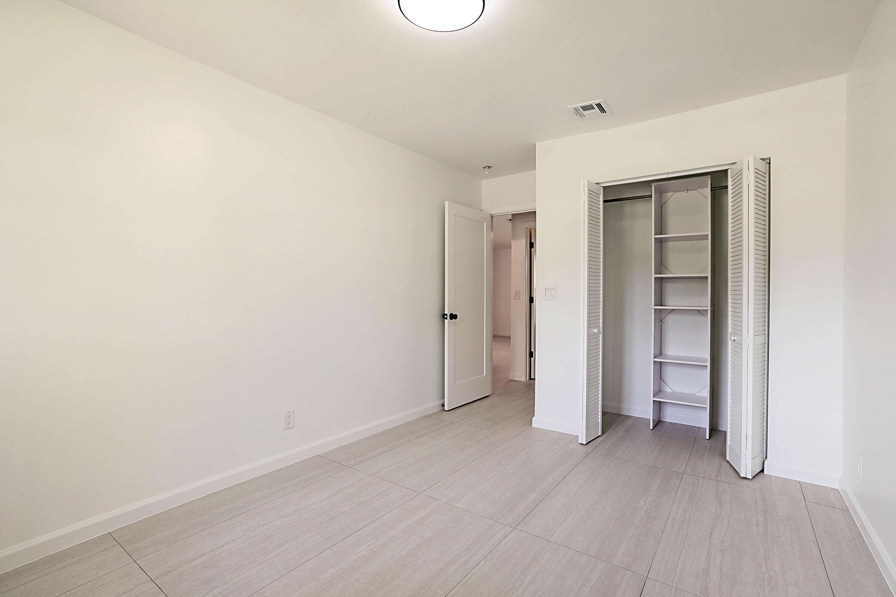 320 Northeast 42nd Street Boca Raton, FL 33431 - Photo 27 of 38 300 NE 42nd St -27