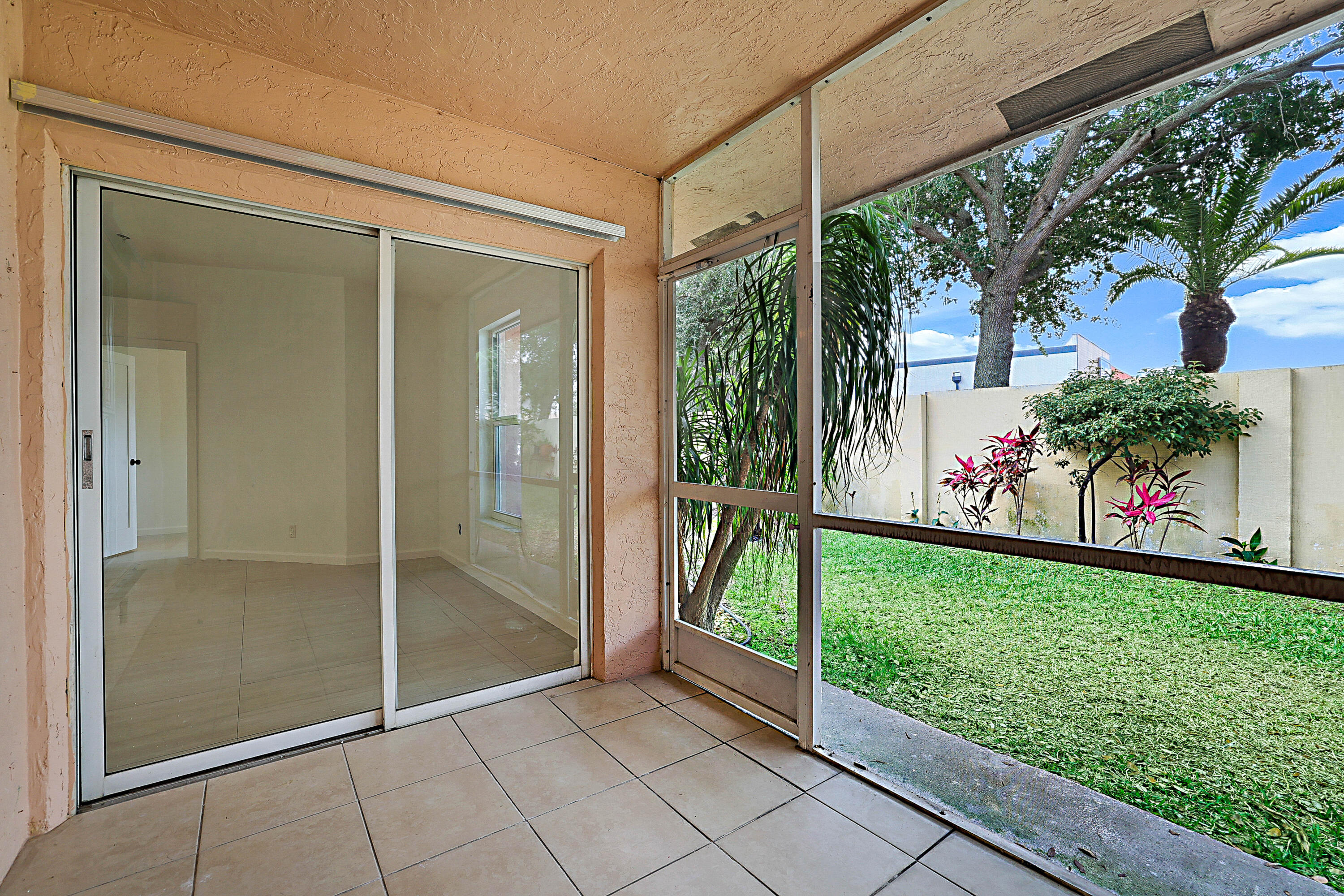 320 Northeast 42nd Street Boca Raton, FL 33431 - Photo 29 of 38 300 NE 42nd St -29