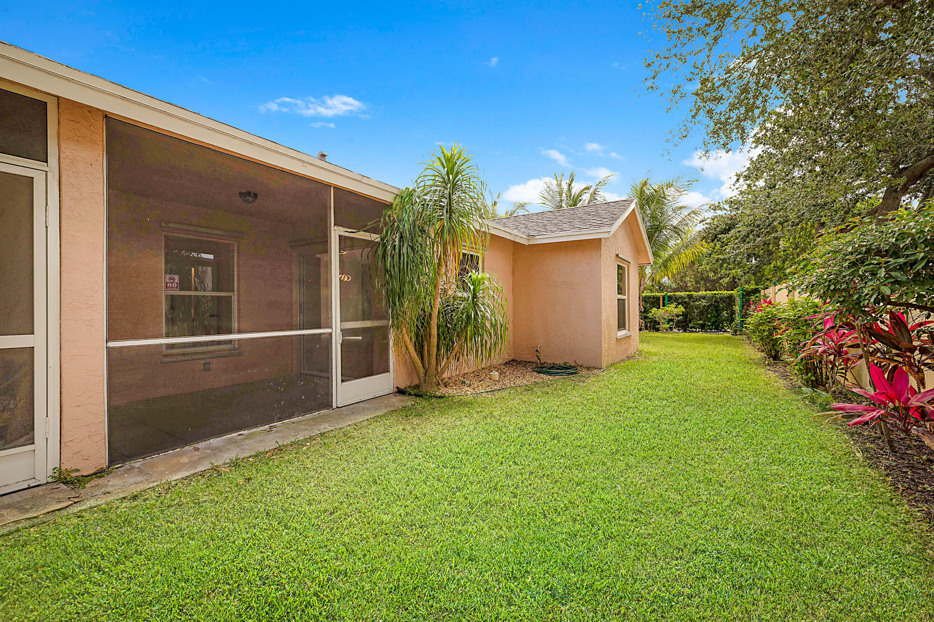 320 Northeast 42nd Street Boca Raton, FL 33431 - Photo 31 of 38 300 NE 42nd St -31