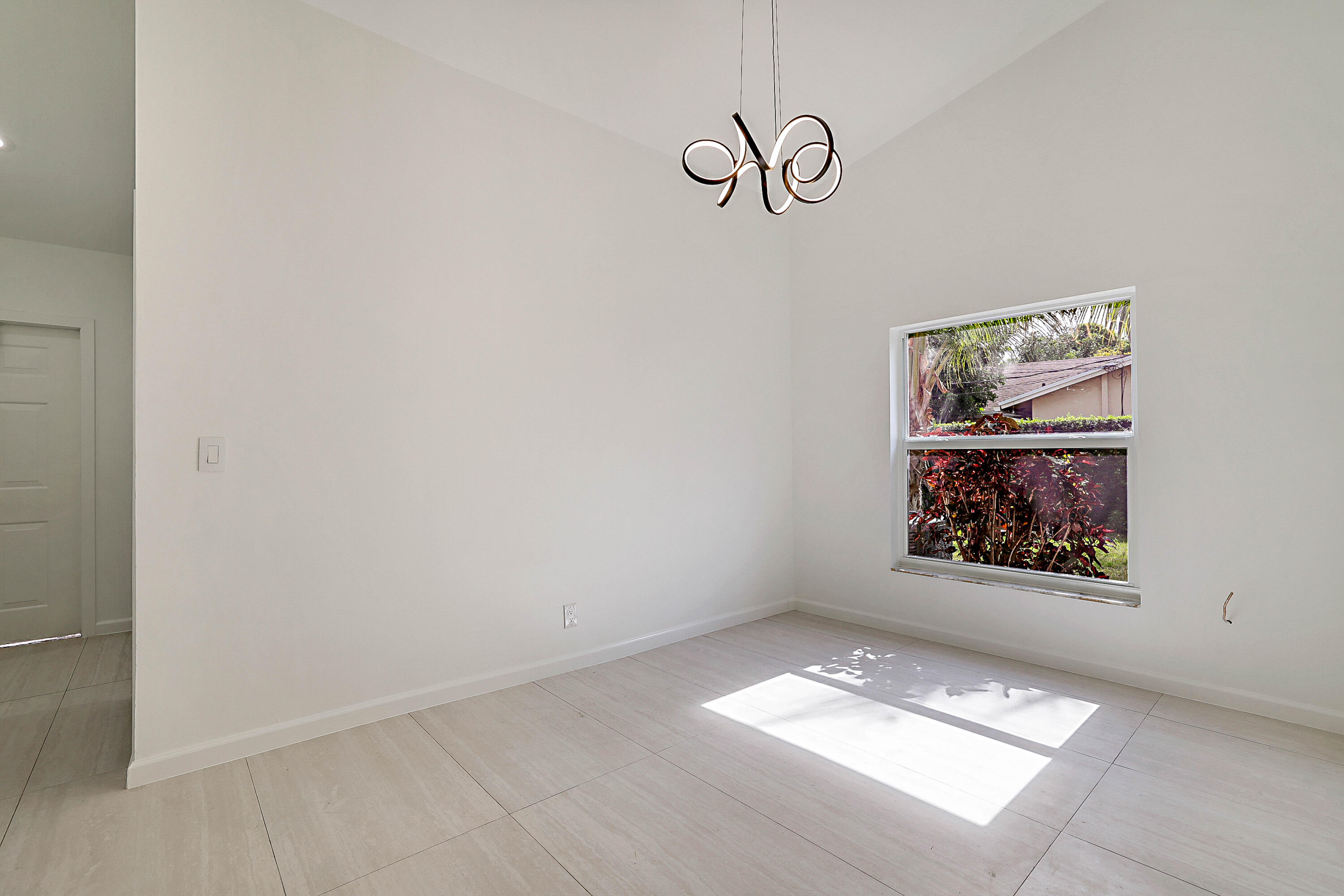 320 Northeast 42nd Street Boca Raton, FL 33431 - Photo 7 of 38 300 NE 42nd St -7