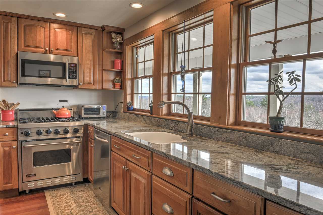 711 Hurricane Road Keene, NH 03431 - Photo 15 of 40