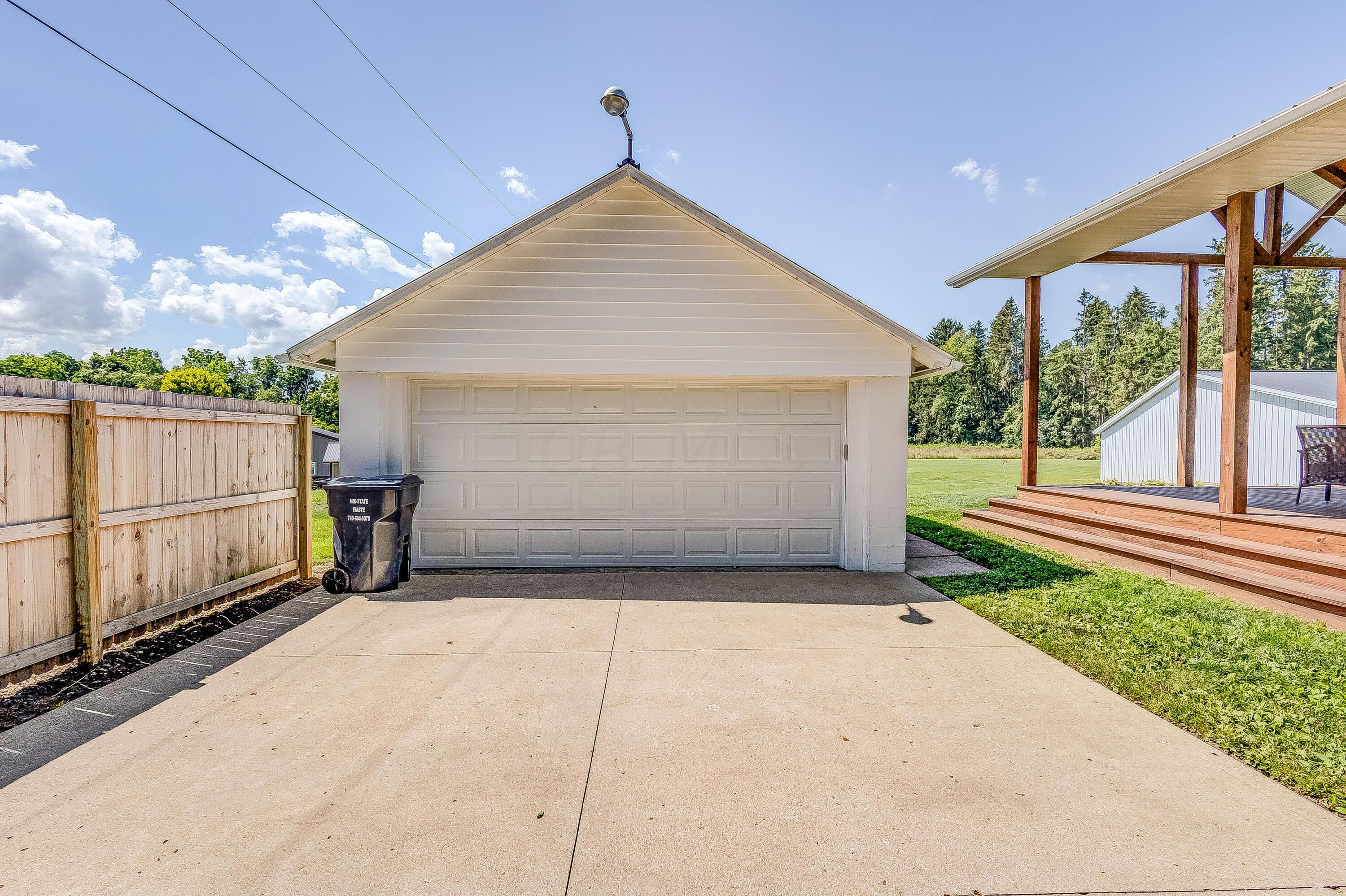 12702 Pleasant Valley Road Mount Vernon, OH 43050 - Photo 7 of 59 1-13