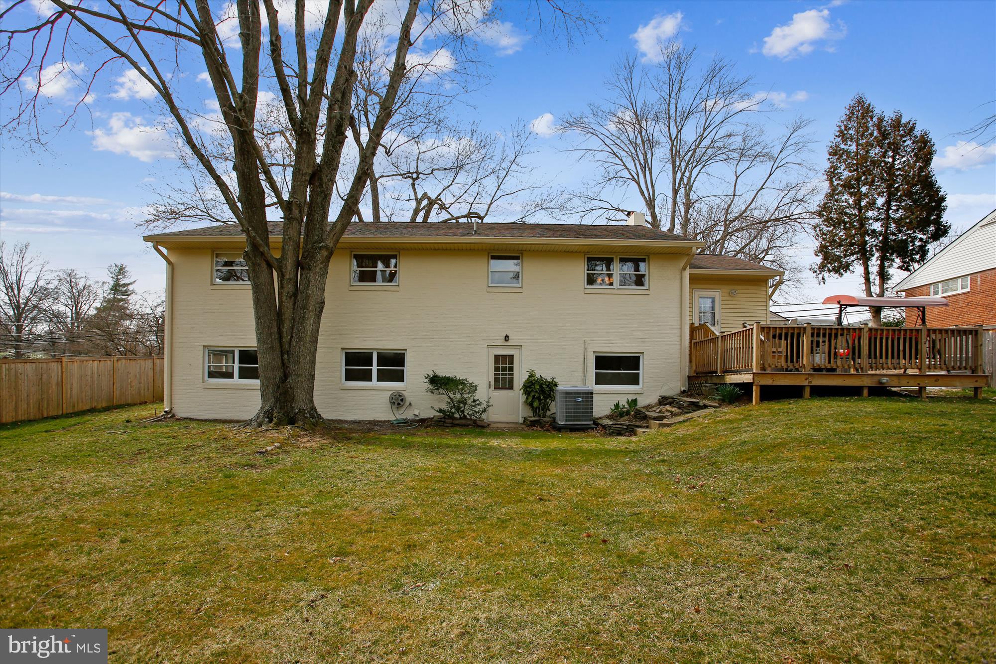 5226 Ferndale Street Springfield, VA 22151 - Photo 3 of 41