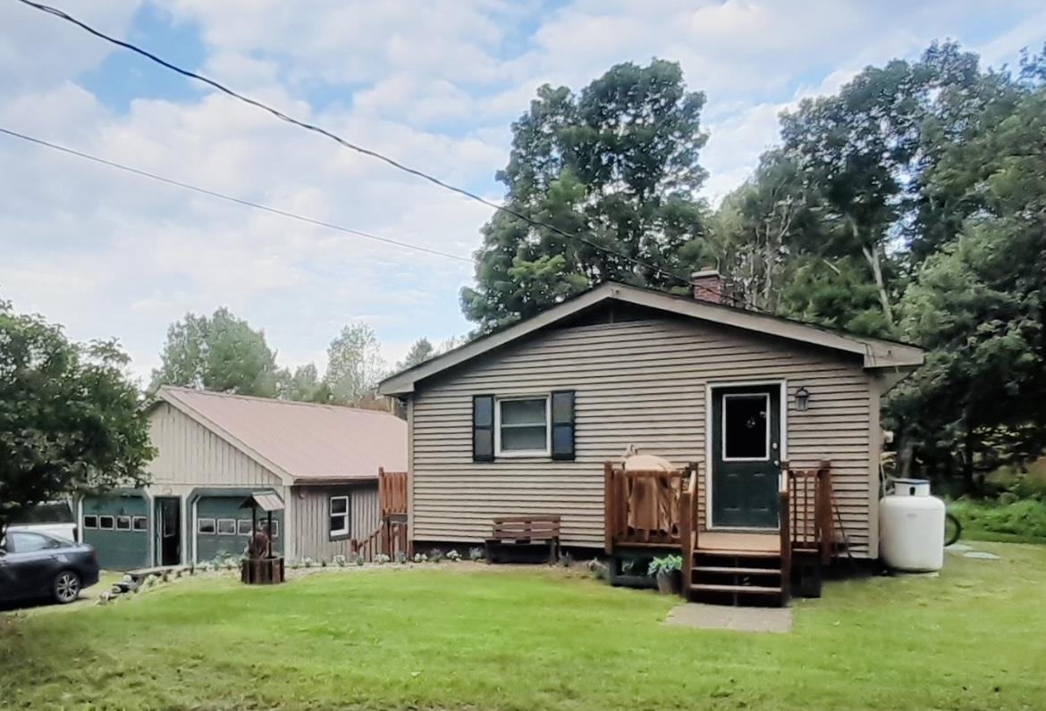 624 Breezy Hill Road Barton, VT 05822 - Photo 3 of 17