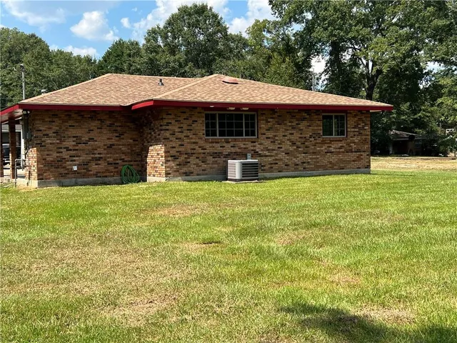 $155,000 | 1430 Ave J, Bogalusa, LA 70427