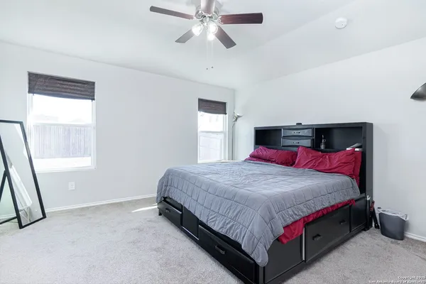 $1,800 | 4614 Heathers Cross, St. Hedwig, TX 78152