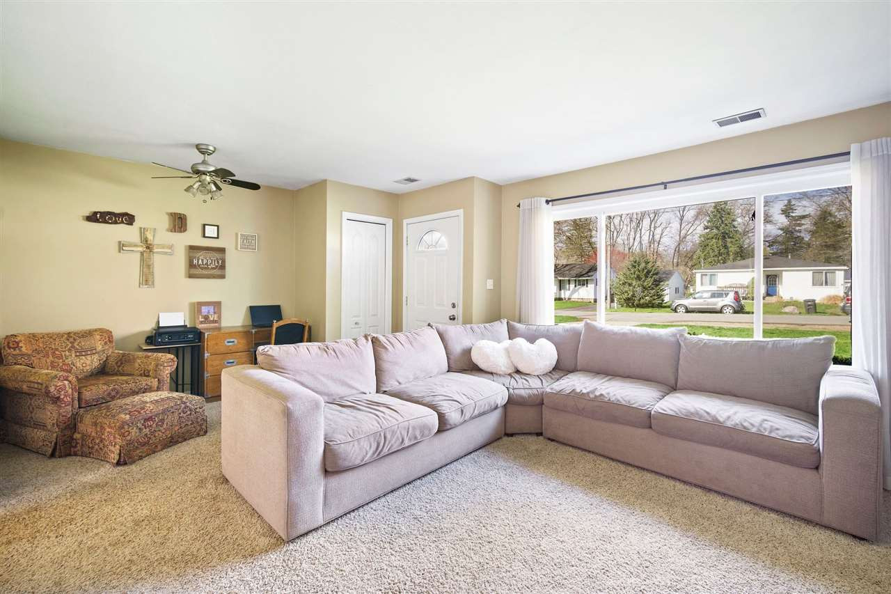 3517 Harding Road Jackson, MI 49203 - Photo 4 of 24 Photo 5