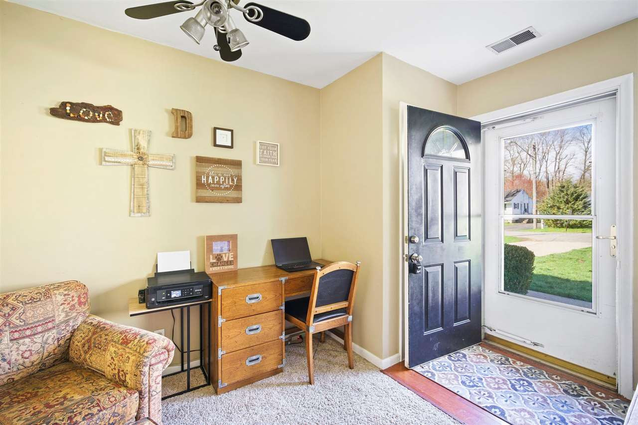 3517 Harding Road Jackson, MI 49203 - Photo 6 of 24 Photo 7