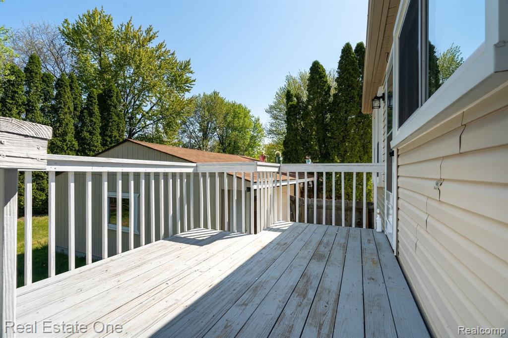 727 Hidden Ridge Drive Troy, MI 48083 - Photo 30 of 36