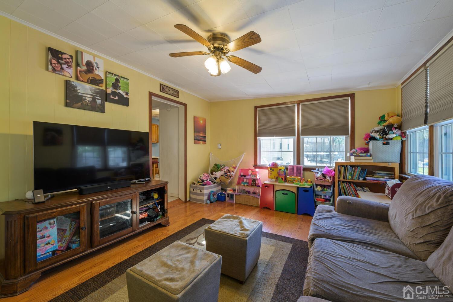 13 Fresh Ponds Road Monroe Township, NJ 08831 - Photo 11 of 20 Family Room View.