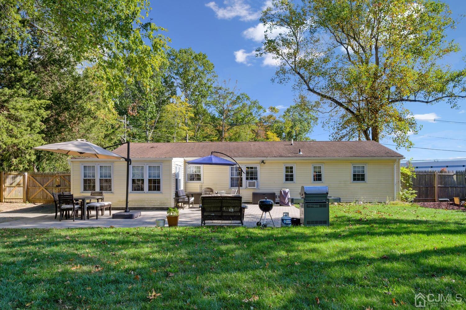 13 Fresh Ponds Road Monroe Township, NJ 08831 - Photo 19 of 20 Rear View