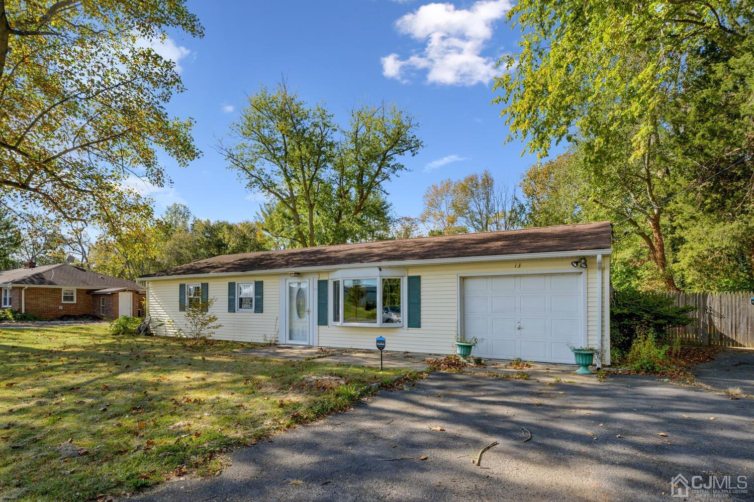 13 Fresh Ponds Road Monroe Township, NJ 08831 - Photo 2 of 20 Gallery Image 2