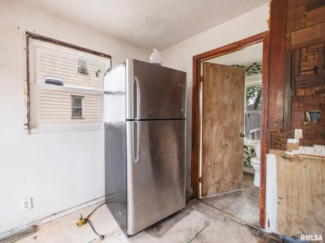 $35,000 | 1424 Henry Street, Pekin, IL 61554