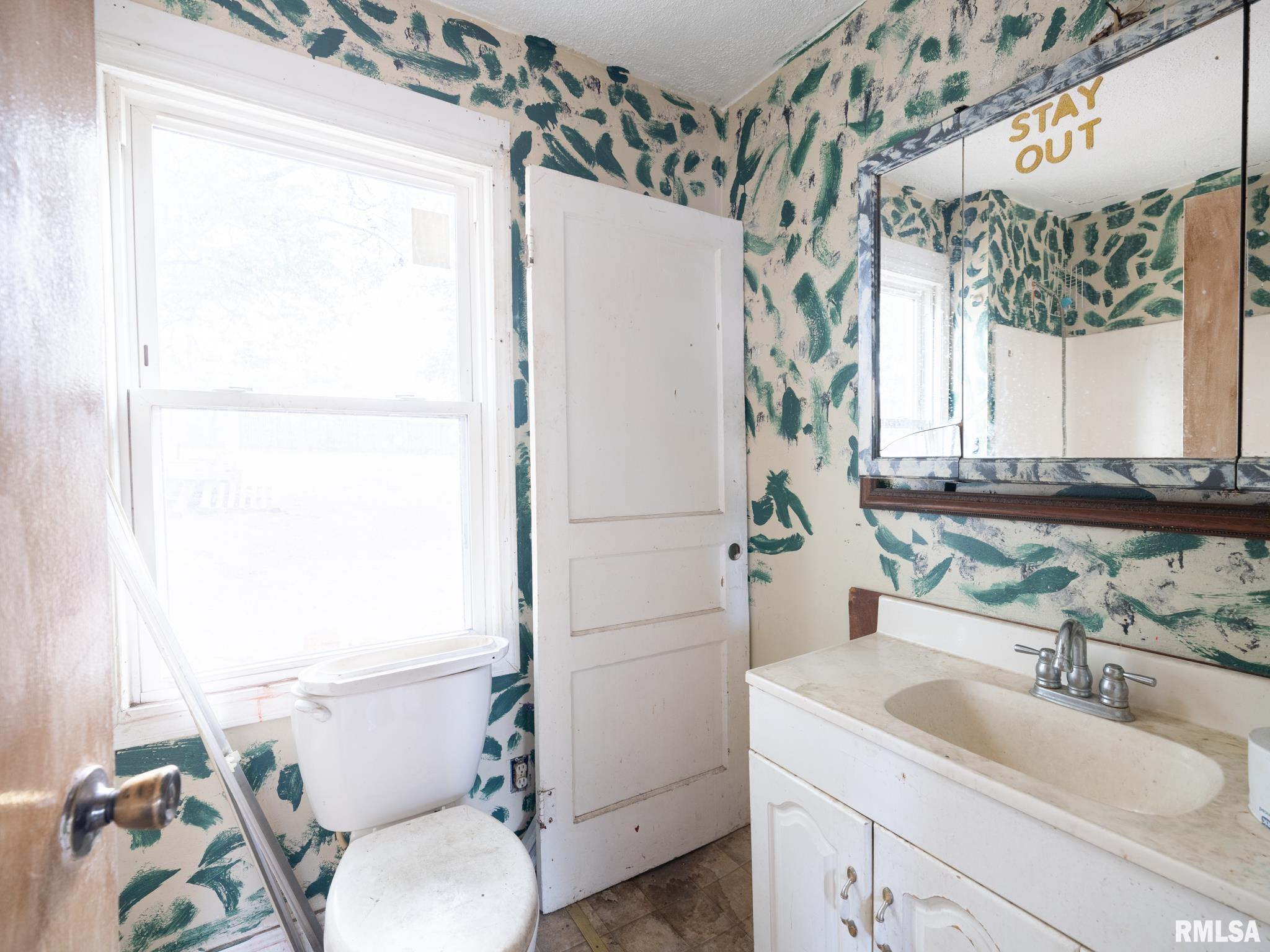 1424 Henry Street Pekin, IL 61554 - Photo 22 of 36