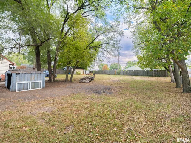 $35,000 | 1424 Henry Street, Pekin, IL 61554