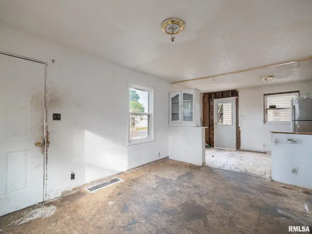 $35,000 | 1424 Henry Street, Pekin, IL 61554