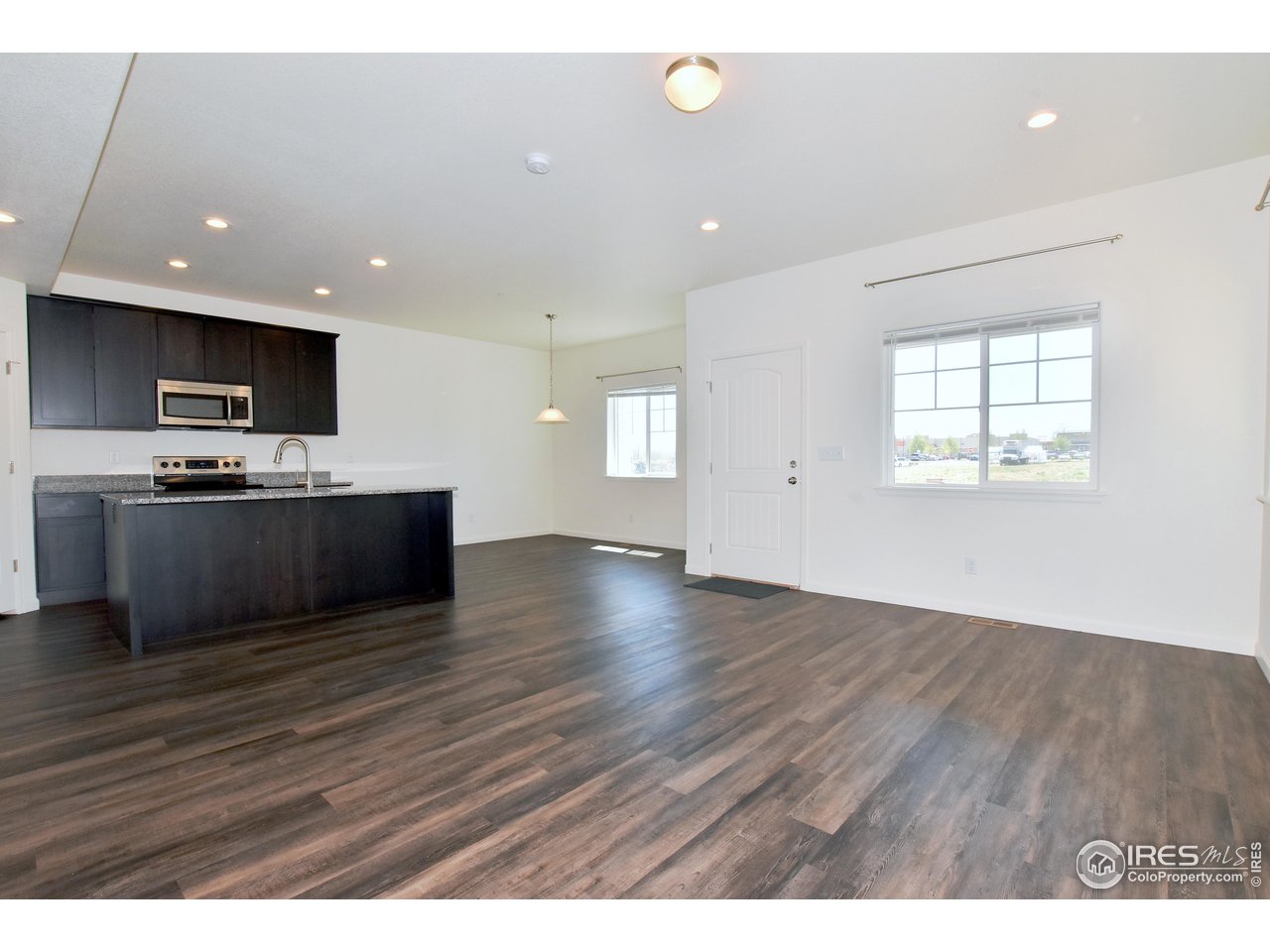 4355 24th Street Road, Unit 301 Greeley, CO 80634 - Photo 8 of 39 Gallery Image 8